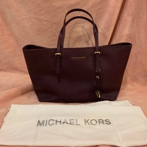 Large Michael kors tote